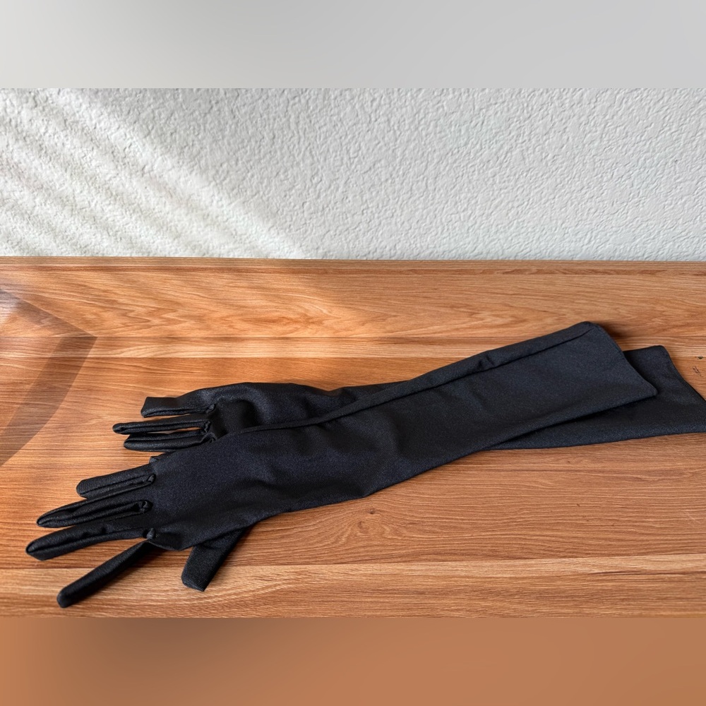 Elegant Black Women's Long Gloves
